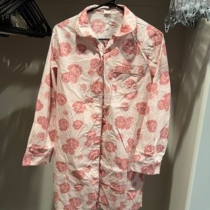 Gal Meets Glam (GMG) Nightshirt - XS